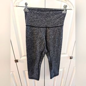 Size 6 Lululemon align 7/8 pants